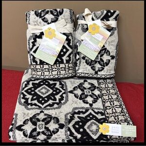 Peri Home 5 Pc Moroccan Tiles Black Tan Set: 1 Bath 2 Hand 2 Tip Towels NWT
